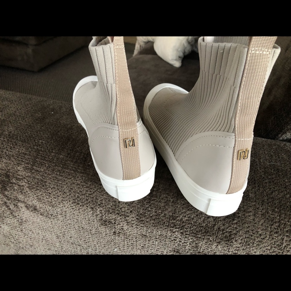 Brand new River Island Beige High Top Trainers size UK 7 - AU 9 or EU40 - Picture 8 of 10